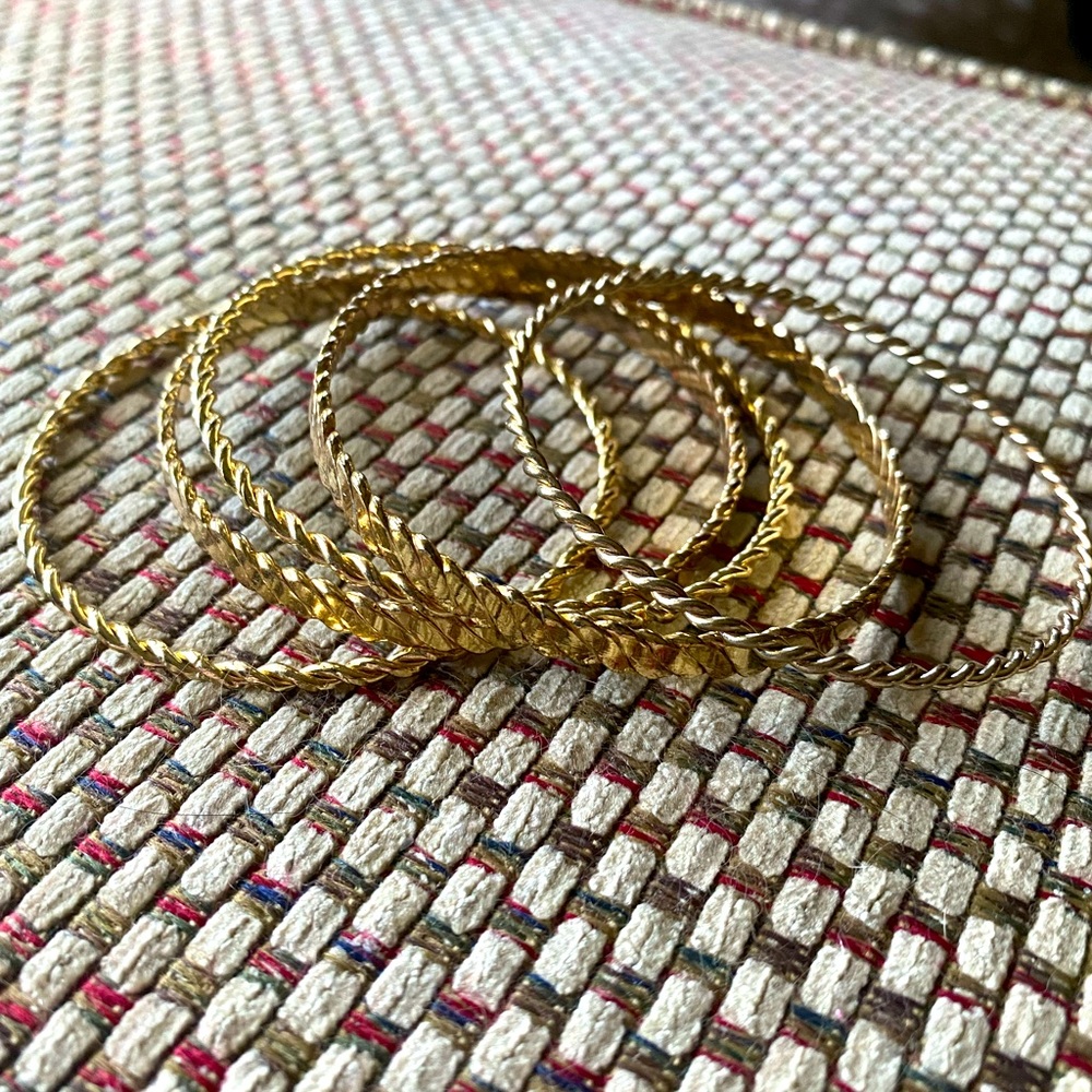 Gold Bracelet Set!